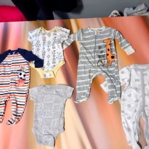 5 PC. Bundle 0 to 3 month Brand Name Onesies and Footies